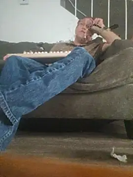 yourMasterisBored webcam