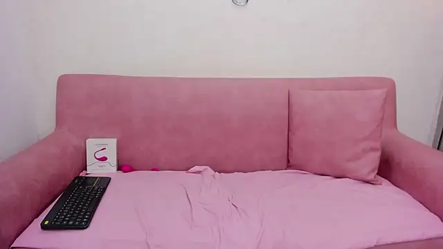 Anthaarr live cam on StripChat