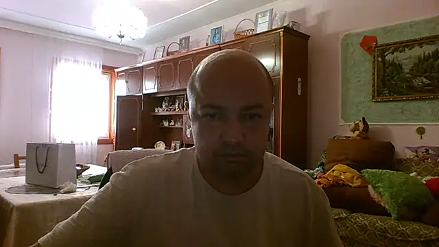 Luceriusbigass webcam