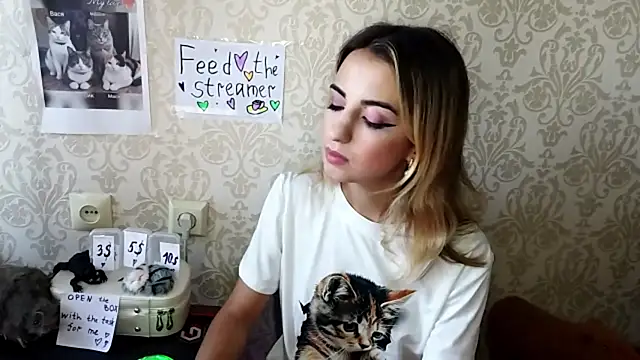 aminagirls - AminaGirls's free webcam - UK Sex Cams