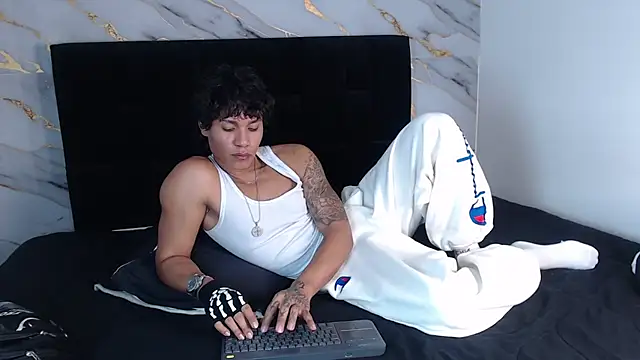 maximilianroth - MaximilianRoth's free webcam - UK Sex Cams