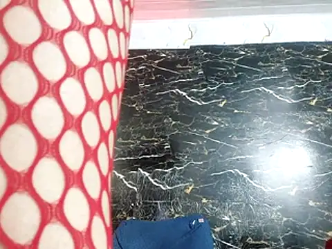 crislingery_dolli webcam