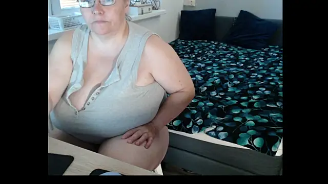 Sweetboobs webcam