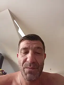 Alexdaniel89 live cam on StripChat