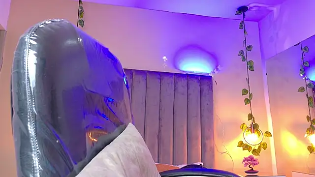 Nascary_Fox webcam