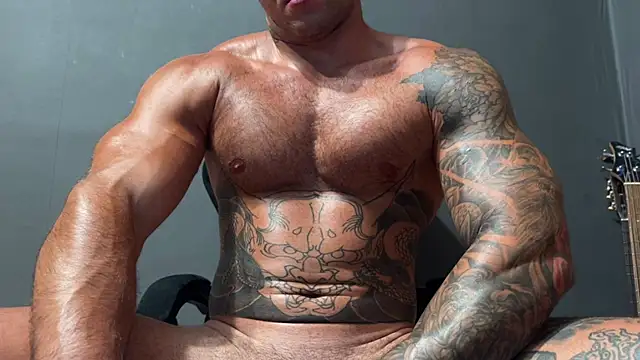 Mr_YourGod webcam