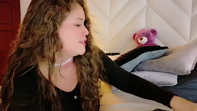 Anaise_latif webcam