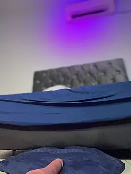 Sari_Ellison_ webcam