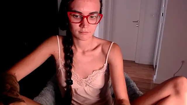 EvelynGG webcam