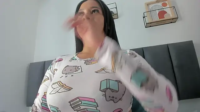 MaraOwen_ webcam