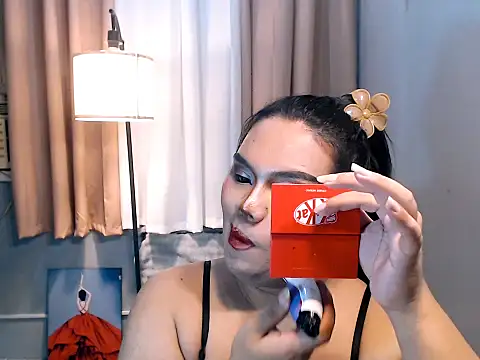 TSbrianaHugeCock webcam