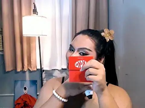 TSbrianaHugeCock webcam