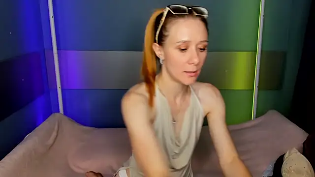 NikaBond webcam