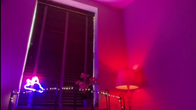 MistresssX webcam
