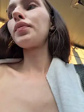 -missbehaving- webcam