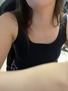Larissaferri webcam