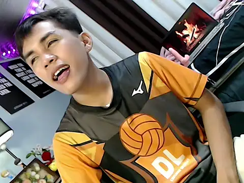 urhot_chany (M twink) - CUM AT GOAL FOR tuition