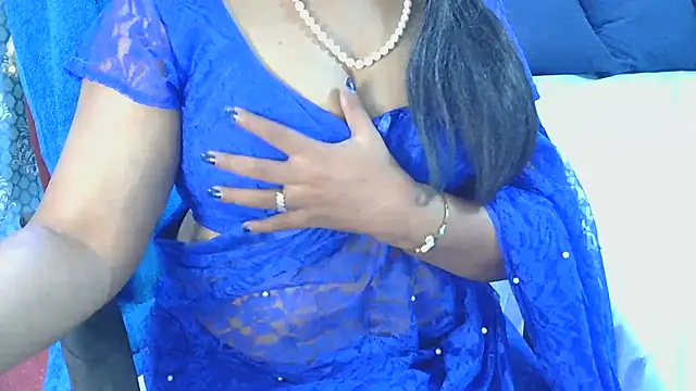 Mallu_Manisha webcam