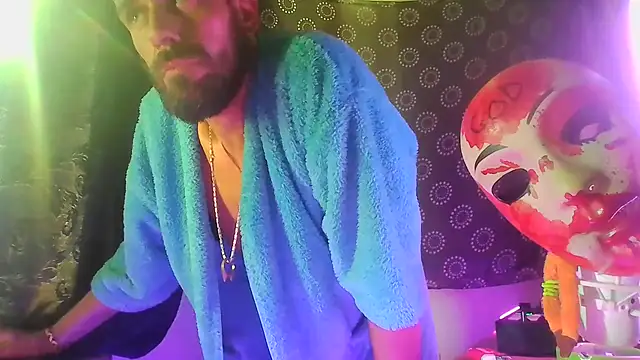 Guyst049 webcam