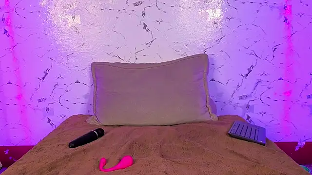 andrea_miller1 webcam