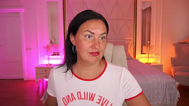VelvetLuck webcam