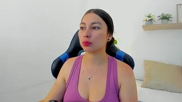 bella_99_ webcam