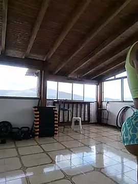 Alison_fitness webcam