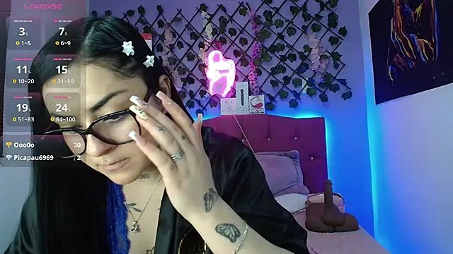 Emmie_Hot webcam