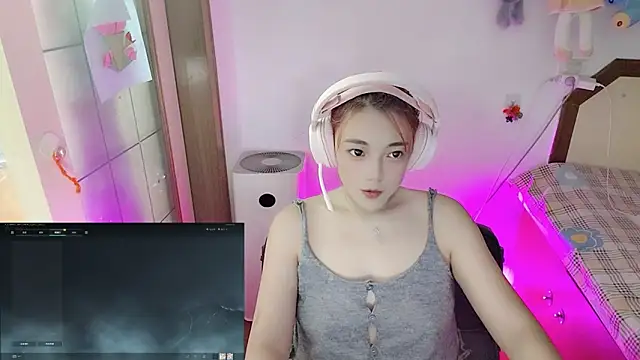 Song_99 webcam