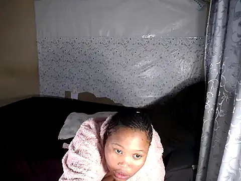 BendMeOverXX webcam