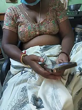 Tamilselviroja- webcam