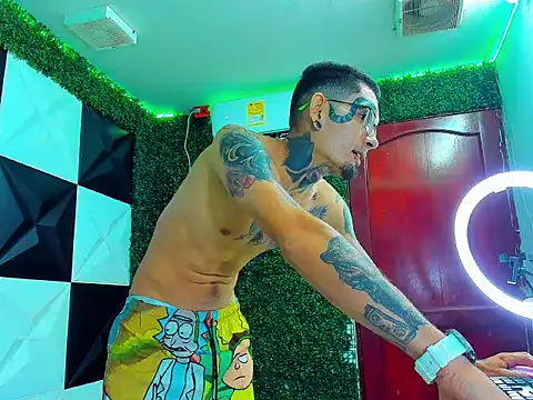 Boy_tatto77 webcam