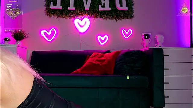 Devvil2222 webcam