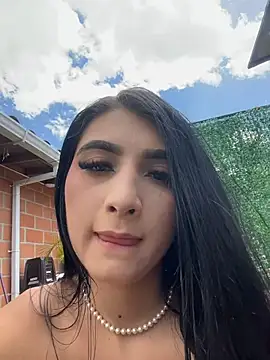 BadLilAngelXXX live sex cam