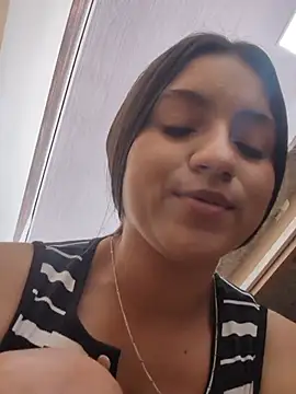 DulceCaroX live cam
