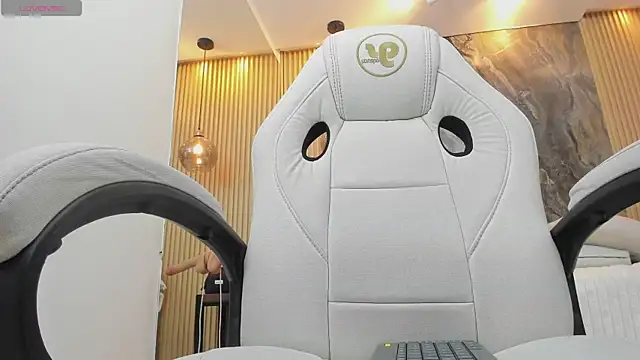 mary_spencer webcam