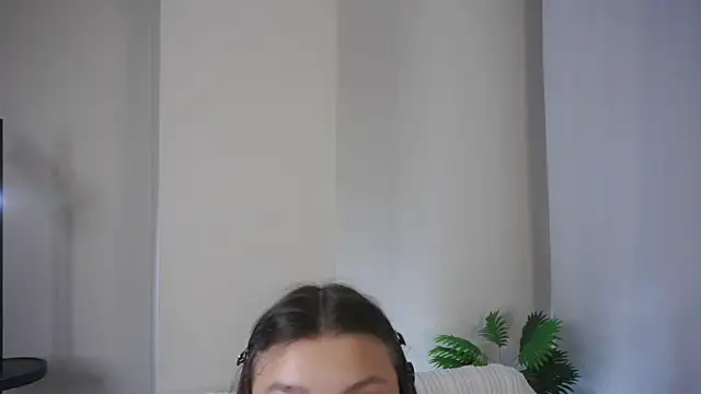 GussieGoold webcam