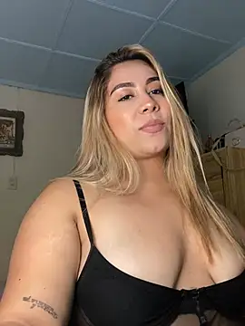 _BellaSmith_ webcam