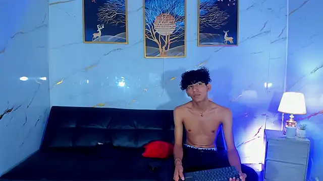 Kleyn_black webcam