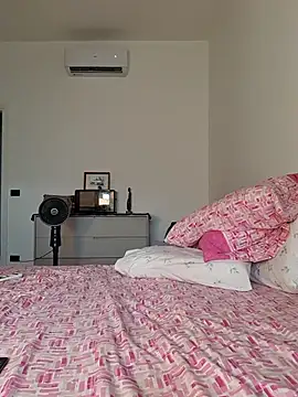 MorenaVanilla webcam