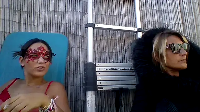 JeuneCharme1 webcam