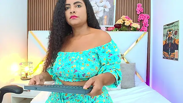 Cristal_Curly webcam