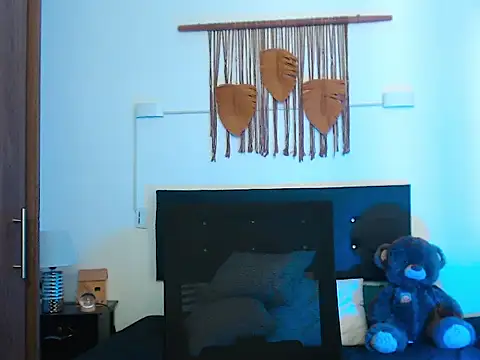 Black_adams_ webcam