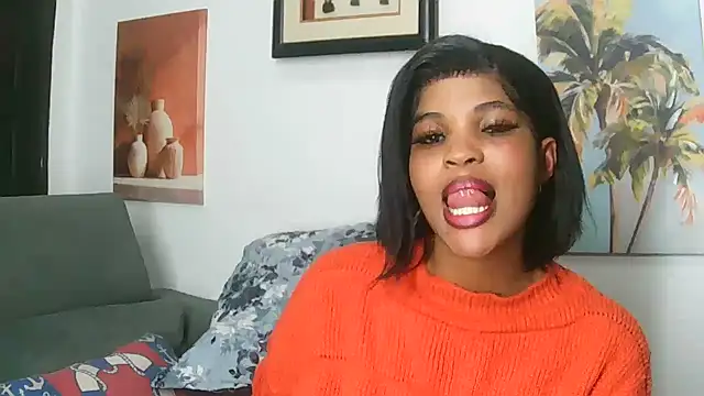 CurvyFaith0 webcam