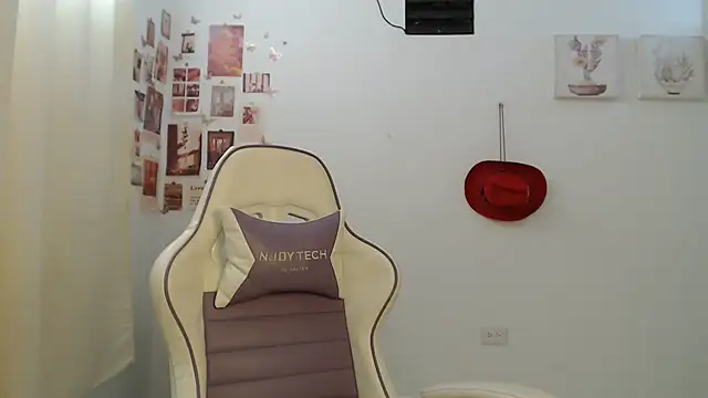 InocentHeaven1 webcam