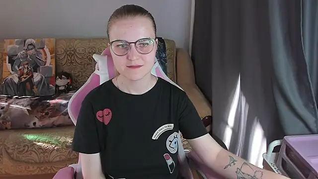 MissBrightShine webcam
