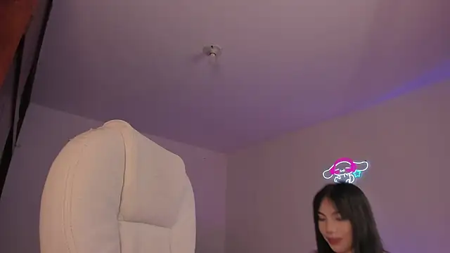 KittyVelve webcam