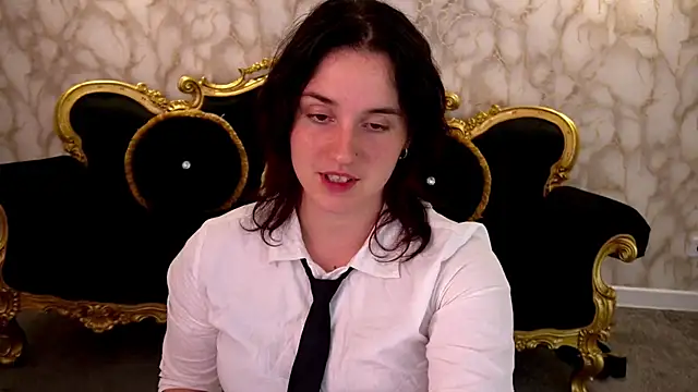 CassandraGold webcam