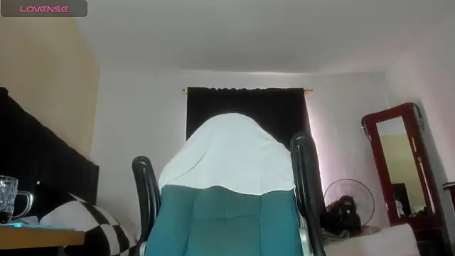 Zuan_zuan777 webcam