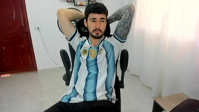DmitriSanders webcam